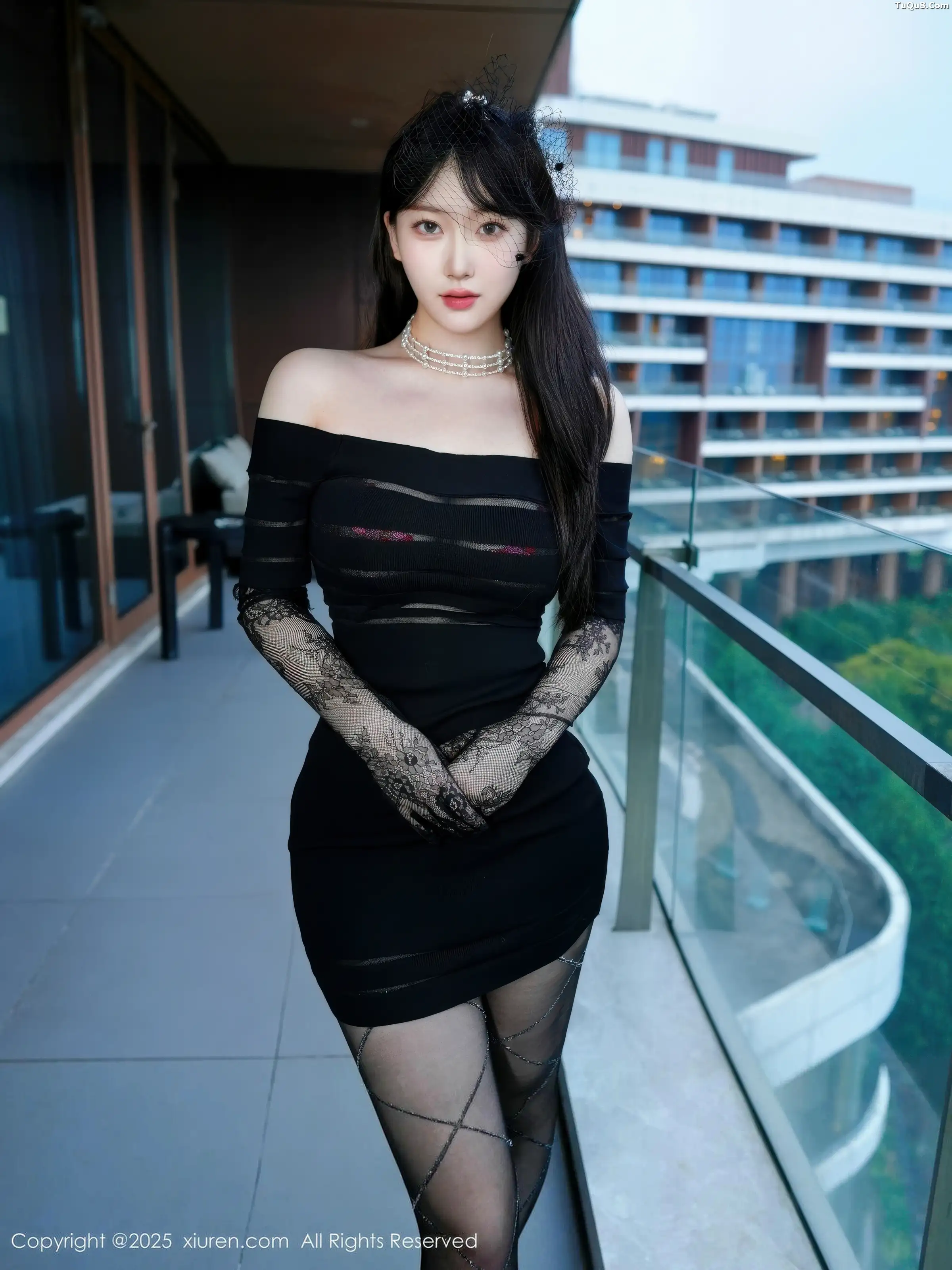 李沁恩lrene 开档黑丝