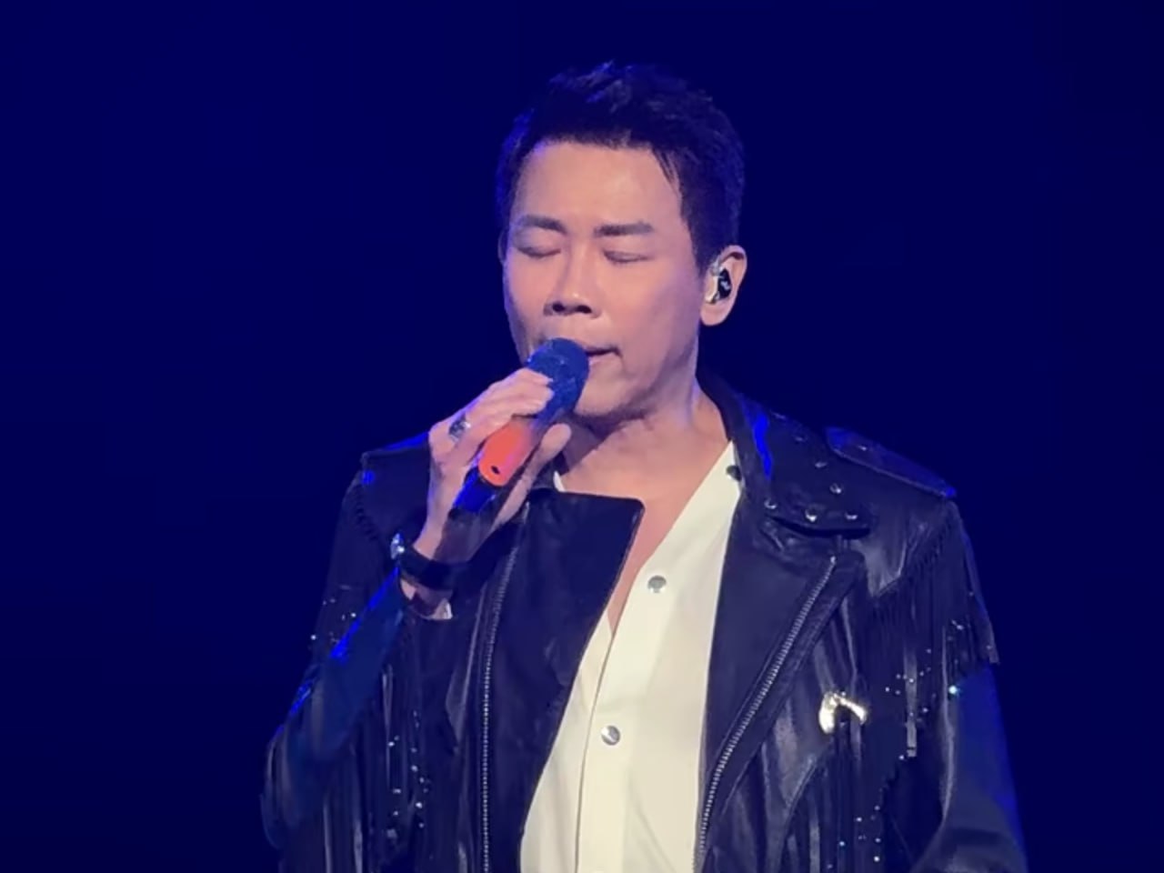 3.2 陶喆演唱爱爱爱怀念方大同