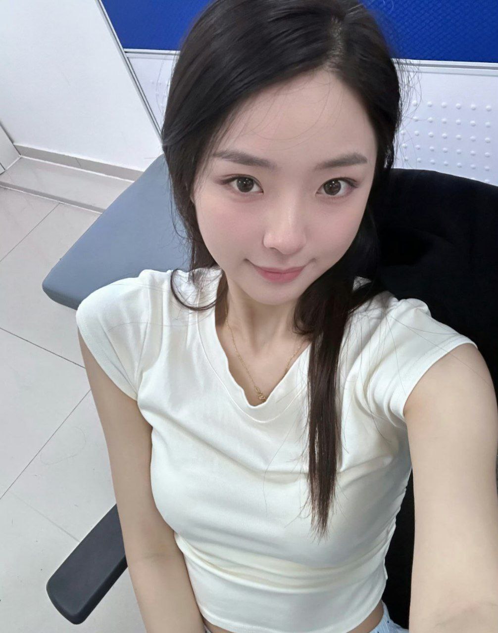 短剧贴身女侍卫的契约婚姻（91集全）