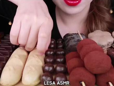 LESA吃播助眠 美女视频