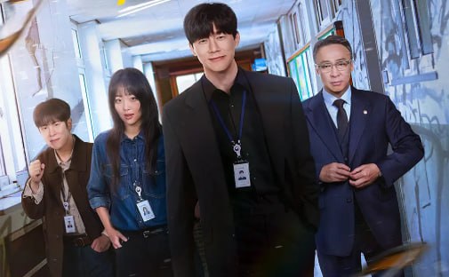 名称：铁拳教育 (2026) 4K内嵌中字全10完结