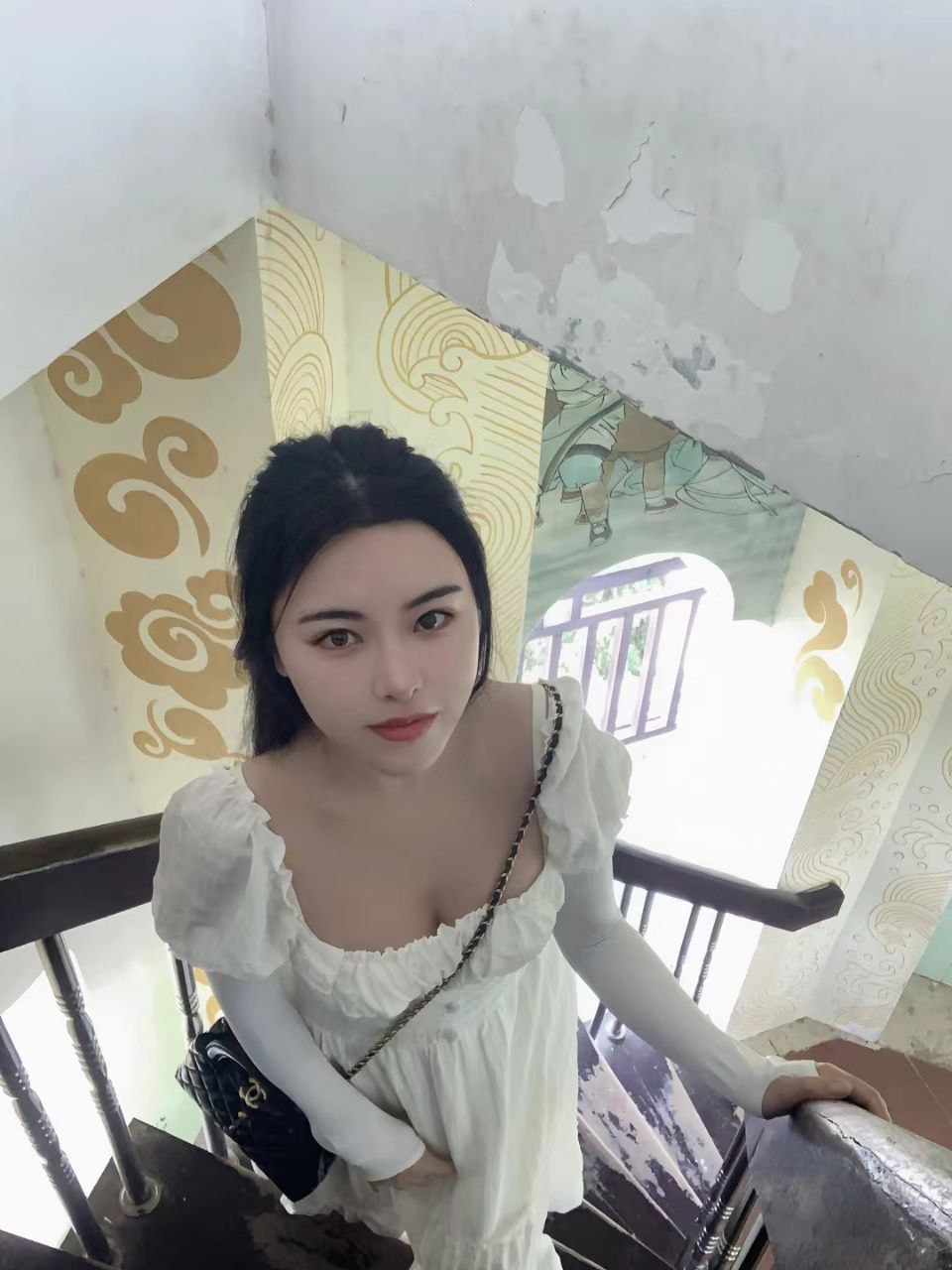 短剧女总裁的贴身男秘（99集全）